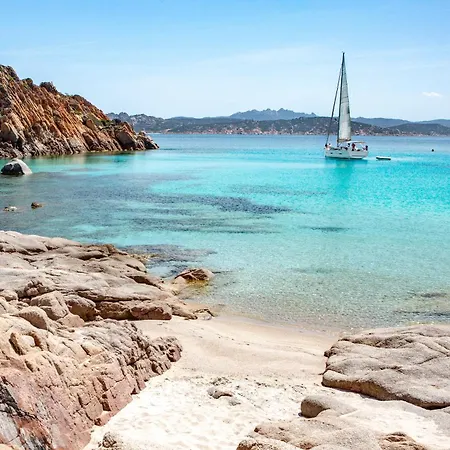Apartment Toro's Vi - 4 Guests - 30'porto Cervo & Free Parking *
