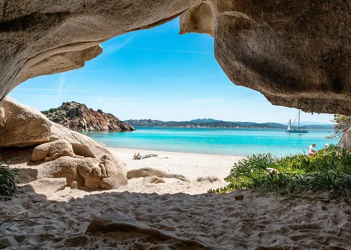 Apartman Toro Flat Vi 15' Palau, 30' Porto Cervo & Free Parking
